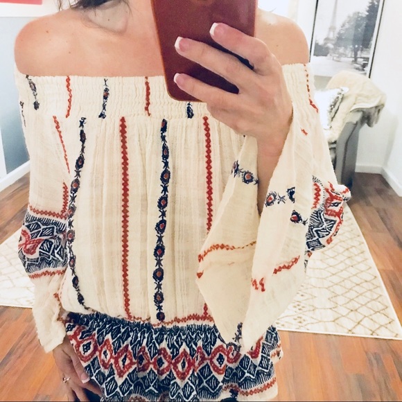 RAGA Tops - Raga Off Shoulder Cream Embroidered Top Size Small